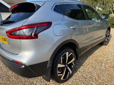 Nissan Qashqai 1.5 dCi Tekna Euro 6 (s/s) 5dr 9
