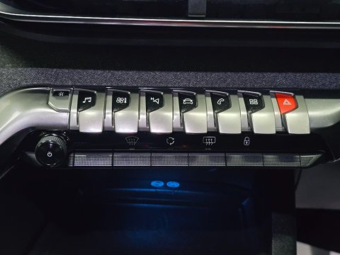 Peugeot 5008 BLUEHDI S/S GT LINE 26