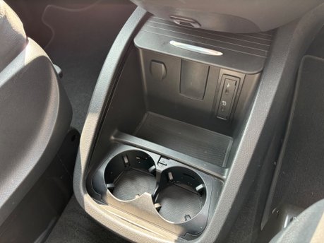 Mercedes-Benz V Class 2.0 V300d AMG Line MPV 5dr Diesel G-Tronic+ Euro 6 (s/s) LWB (237 ps) 38