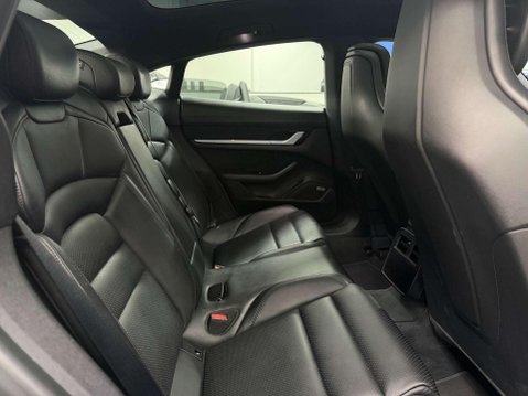 Porsche Taycan Performance Plus 93.4kWh 4S Saloon 4dr Electric Auto 4WD (571 ps) 41