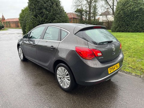 Vauxhall Astra 1.6 Astra Exite 5dr 3