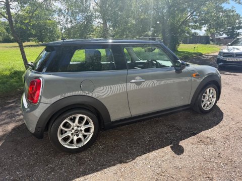 Mini Hatch COOPER 45