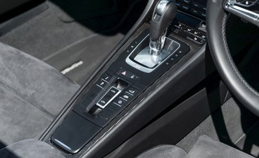 Porsche 911 (991.2) Targa 4 GTS 21