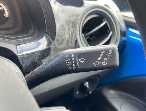 Volkswagen Up 1.0 Move Up 5dr 18