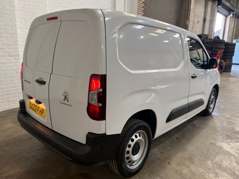 Peugeot Partner BLUEHDI PROFESSIONAL PREMIUM PLUS L1 5