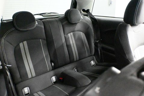 Mini Hatch 2.0 Cooper S Classic Auto 3dr 45
