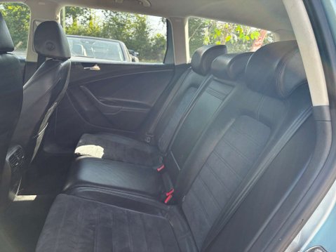Volkswagen Passat 2.0 TDI GPF SEL Estate 5dr Diesel DSG Euro 4 (170 ps) 6