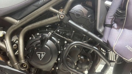 Triumph Tiger 2017 XCA Adventure bike 37K full metal luggage 800cc 42
