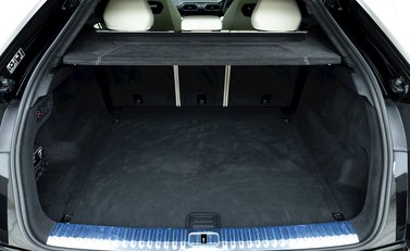 Lamborghini Urus 33