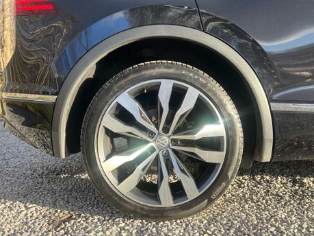 Volkswagen Tiguan 2.0 Tiguan R-Line Tech TDI Semi-Auto 5dr 11