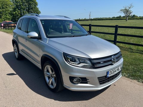 Volkswagen Tiguan 2.0 TDI BlueMotion Tech R-Line 4WD Euro 5 (s/s) 5dr (Nav) 2
