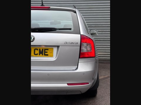 Skoda Octavia 1.8 TSI Laurin & Klement Estate 5dr Petrol Manual Euro 5 (160 ps) 21