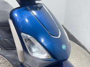 Piaggio Fly 2011 RUNNING PROJECT BIKE SPARES OR REPAIR 125CC SCOOTER 11