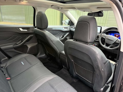 Ford Focus 1.0 Focus Active X Edition MHEV 5dr 68