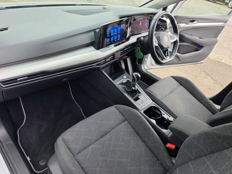 Volkswagen Golf 1.5 Golf Life TSi 5dr 15
