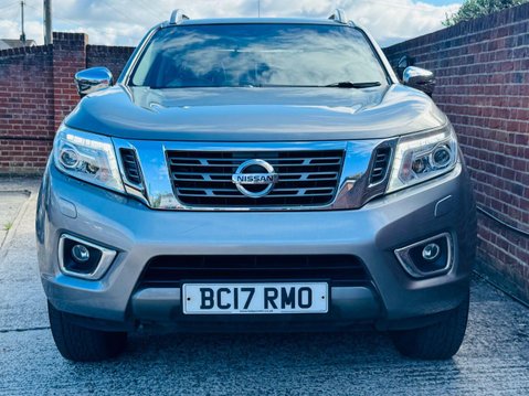 Nissan Navara 2.3 dCi Tekna Pickup Double Cab 4dr Diesel Auto 4WD Euro 6 (190 ps) 4