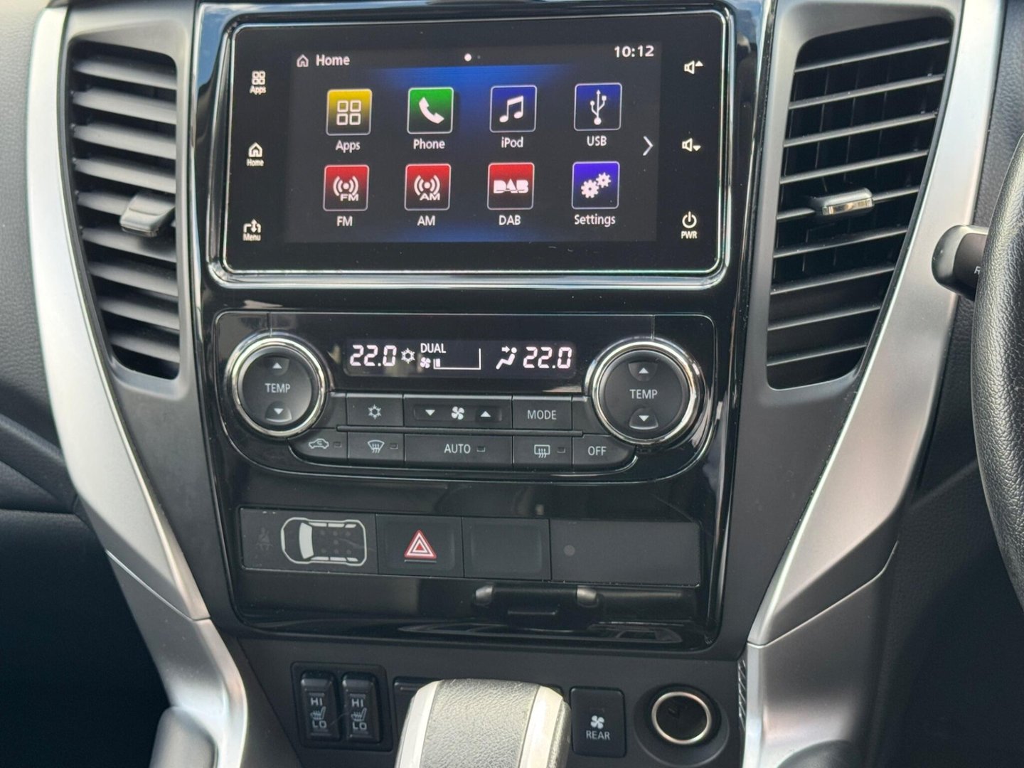 2021 Mitsubishi Shogun Sport — image 12