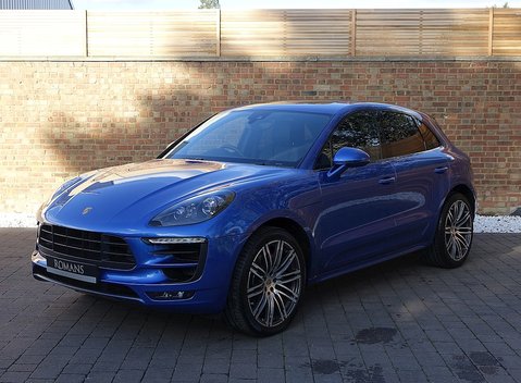 Porsche Macan GTS 4