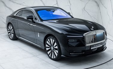 Rolls-Royce Spectre 8