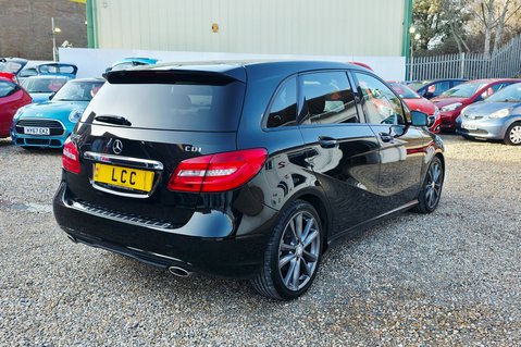 Mercedes-Benz B Class B180 CDI BLUEEFFICIENCY SPORT.. AUTOMATIC.. £35 ROAD TAX.. 5 SERVICES 8