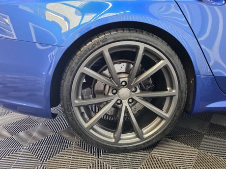 Audi RS4 4.2 FSI V8 Estate 5dr Petrol S Tronic quattro Euro 5 (450 ps) 27