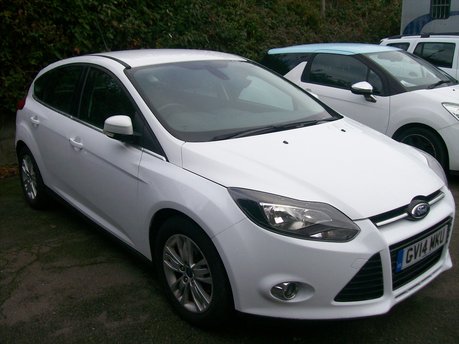 Ford Focus TITANIUM NAVIGATOR 2