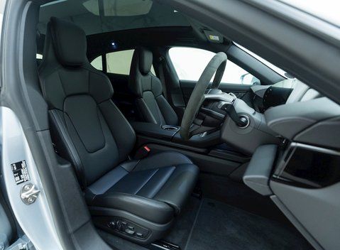 Porsche Taycan 4S Sport Turismo 10