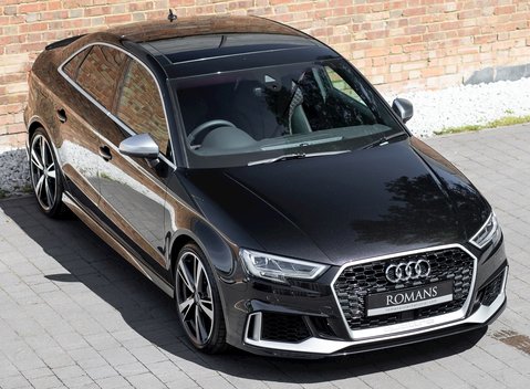 Audi RS3 Saloon 8