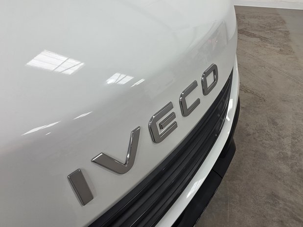 Iveco Daily Daily 35C14 Diesel 2.3 High Roof Business Van 4100L WB Hi-Matic 13