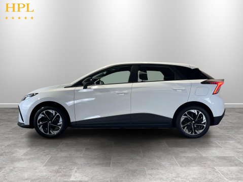 MG MG4 64kWh SE Long Range Hatchback 5dr Electric Auto (203 ps) 4