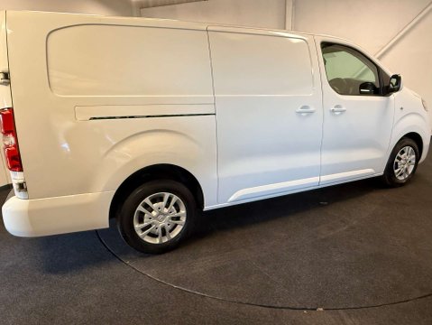 Vauxhall Vivaro 1.5 Vivaro 2900 Sportive S/S 6