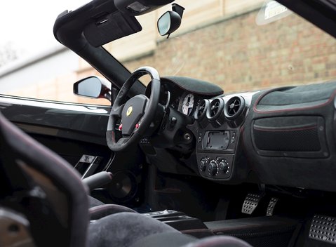 Ferrari 430 Scuderia Spider 16M 11