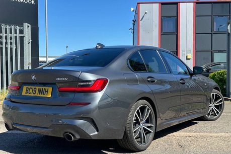 BMW 3 Series 2.0 320i M Sport Auto 4dr 9