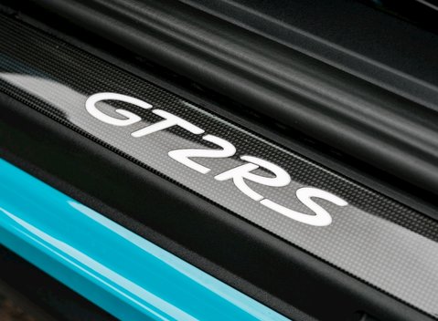 Porsche 911 (991) GT2 RS 13