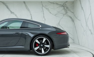 Porsche 911 50th Anniversary Edition (991) 32