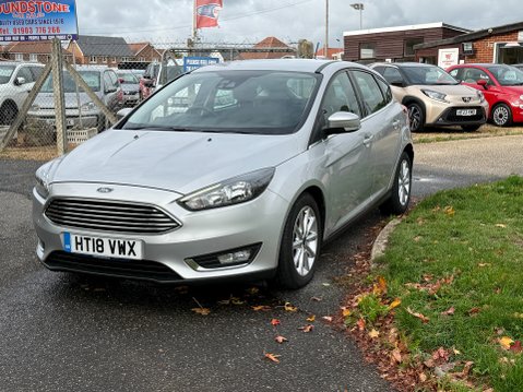 Ford Focus TITANIUM WITH NAV 36