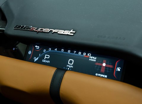Ferrari 812 Superfast 22