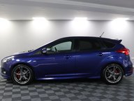 Ford Focus ST-LINE X 18
