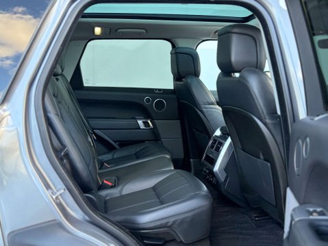 Land Rover Range Rover Sport 3.0 Range Rover Sport HSE Dynamic SDV6 Auto 4WD 5dr 28