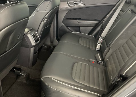 Kia Sportage 1.6T GDi 207 HEV GT-Line S 12