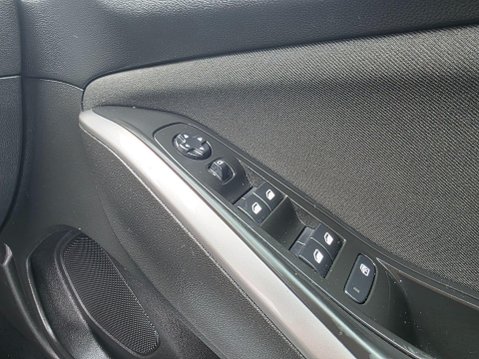 Vauxhall Grandland X 1.2 Turbo SE Euro 6 (s/s) 5dr 23