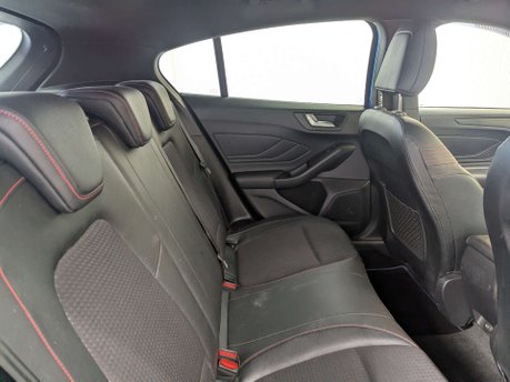 Ford Focus 1.5 Focus ST-Line X TDCi Auto 5dr 43