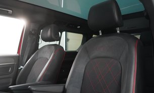 Volkswagen Id.Buzz GTX Heat Pump Front Massage Captains Seats 6 Seater Pano Roof  1 Owner VATQ 17