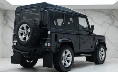 Land Rover Defender 90 TD XS OVERFINCH 6