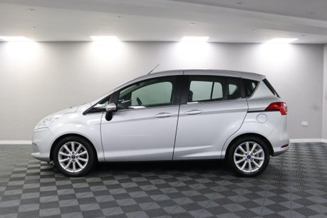 Ford B-Max TITANIUM NAVIGATOR 18