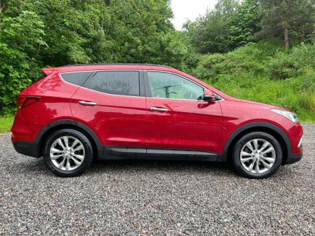 Hyundai SANTA FE 2.2 Santa Fe Premium Blue Drive CRDi Auto 4WD 5dr 3
