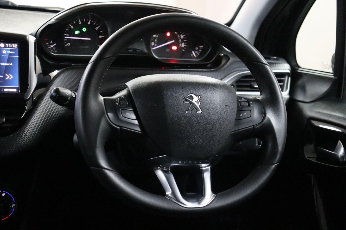 2019 Peugeot 208 — image 40