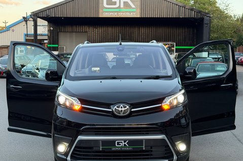Toyota Proace Verso D-4D L2 VIP - 7 SEATER - AUTOMATIC  9
