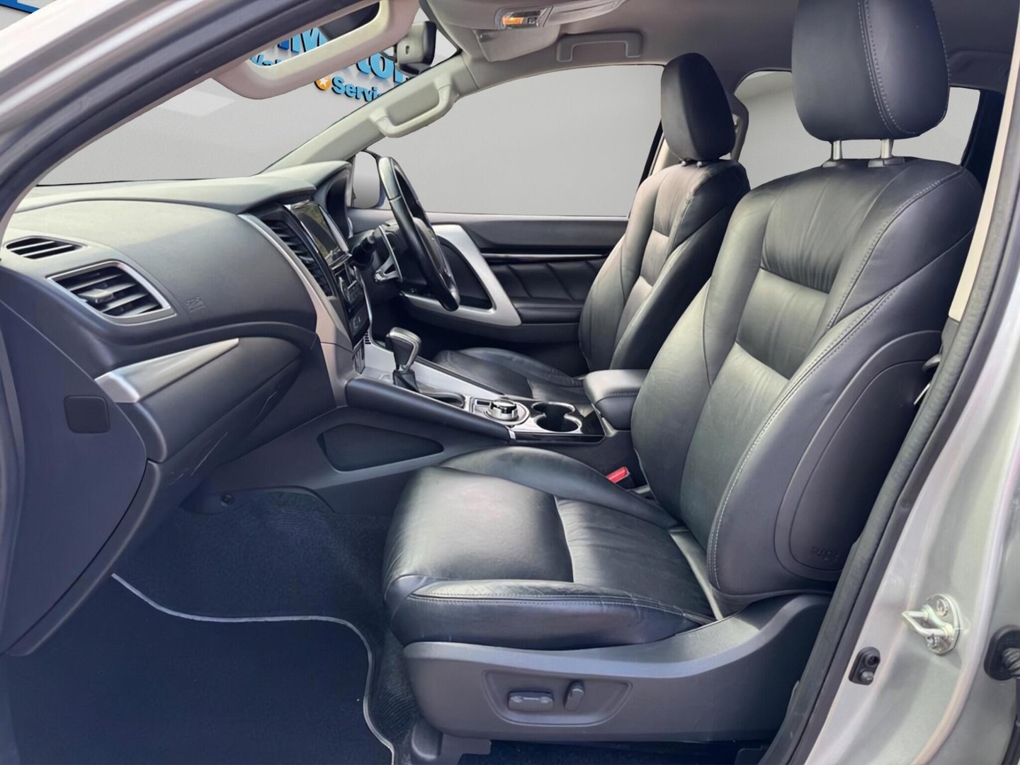 2021 Mitsubishi Shogun Sport — image 33