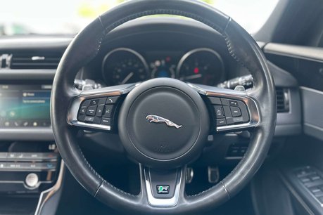 Jaguar XF 2.0d R-Sport Sportbrake 5dr Diesel Auto Euro 6 (s/s) (163 ps) 32